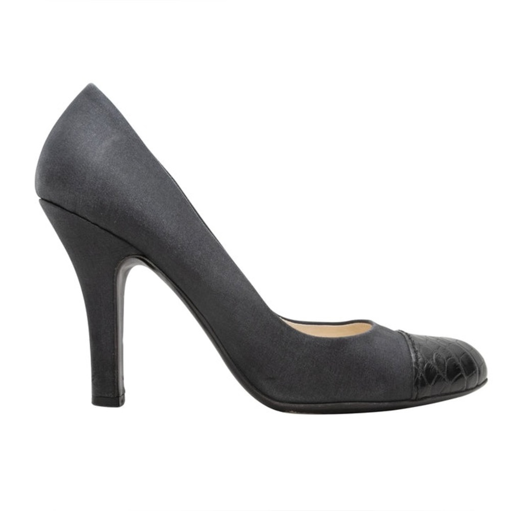 PRADA NAVY SATIN & EMBOSSED LEATHER CAP-TOE PUMPS SIZE 37.5
